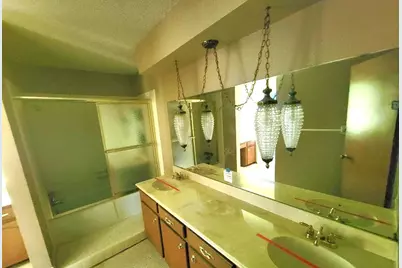 8420 Plantation Drive, Texas City, TX 77591 - Photo 5