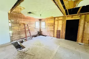 304 North St, Baytown, TX 77520 - Photo 15