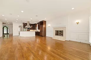 4102 Gramercy St, Houston, TX 77025 - Photo 9