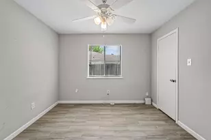 11626 Bexley Dr, Houston, TX 77099 - Photo 13