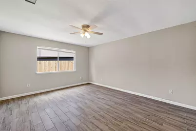 11626 Bexley Drive, Houston, TX 77099 - Photo 19