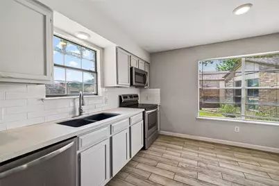 11626 Bexley Drive, Houston, TX 77099 - Photo 11