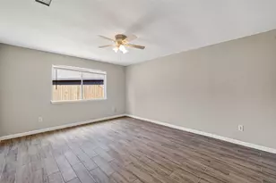 11626 Bexley Dr, Houston, TX 77099 - Photo 19
