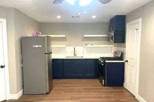 3807 Edison St, Houston, TX 77009 - Photo 3