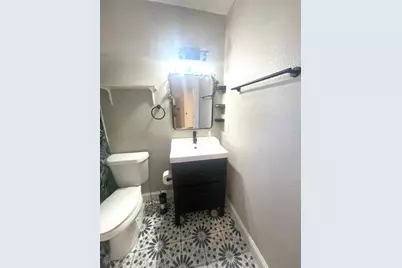 3807 Edison Street, Houston, TX 77009 - Photo 9