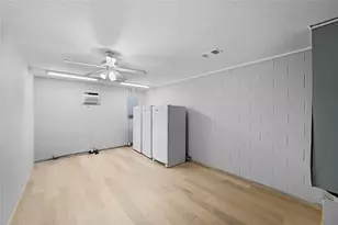 131 Kellyn Oaks Dr, Conroe, TX 77306 - Photo 11