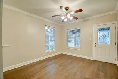 711 W 10th Street #A, Houston, TX 77008 - Photo 5