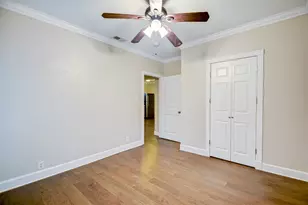 711 W 10th St, Houston, TX 77008 - Photo 13