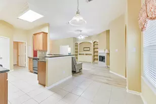 15951 W Bellefontaine Way, Tomball, TX 77377 - Photo 19