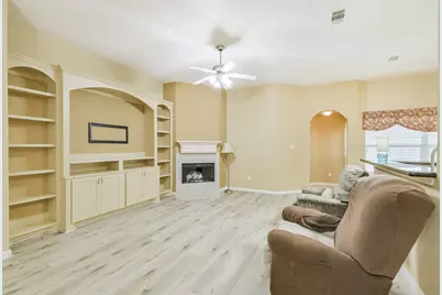 15951 W Bellefontaine Way, Tomball, TX 77377 - Photo 9