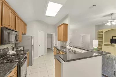 15951 W Bellefontaine Way, Tomball, TX 77377 - Photo 13