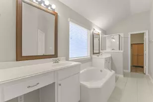 15951 W Bellefontaine Way, Tomball, TX 77377 - Photo 29