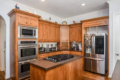 19 Clear Springs Court, Sugar Land, TX 77479 - Photo 11