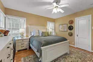 2323 Bartlett St, Houston, TX 77098 - Photo 23