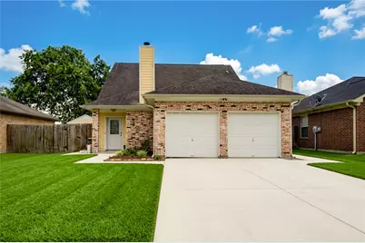 316 N Ranch House Road, Angleton, TX 77515 - Photo 1
