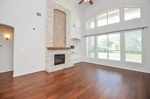 4315 Village Forest Dr, Sugar Land, TX 77479 - Photo 9