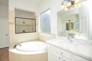 4315 Village Forest Dr, Sugar Land, TX 77479 - Photo 23
