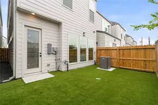 8412 Pech Landing Dr, Houston, TX 77055 - Photo 3