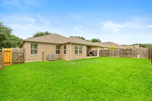 7622 Crestbrook Manor Ln, Cypress, TX 77433 - Photo 21