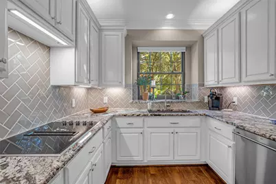 12833 Kingsbridge Lane, Houston, TX 77077 - Photo 27