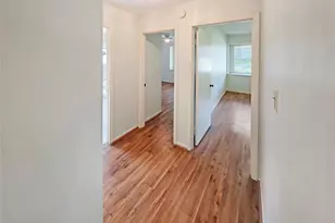 10806 Inwood Dr, Houston, TX 77042 - Photo 15