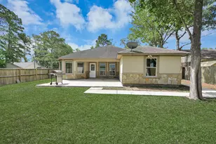 1759 Hazelwood St, Conroe, TX 77301 - Photo 37