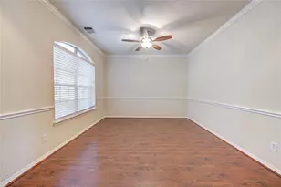 5007 Jade Cove Ct, Sugar Land, TX 77479 - Photo 9
