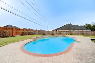5007 Jade Cove Ct, Sugar Land, TX 77479 - Photo 1
