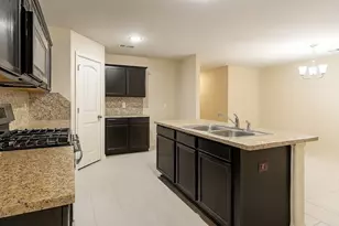 2414 Fall Aster Dr, Spring, TX 77373 - Photo 9
