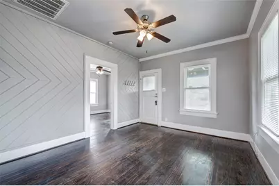 109 E 23rd Street, Houston, TX 77008 - Photo 9