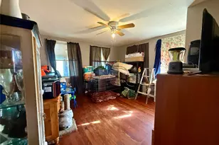 2527 Bastrop St, Angleton, TX 77515 - Photo 17