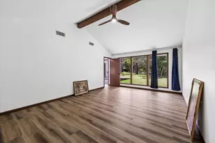 9805 Shadow Wood Dr, Houston, TX 77080 - Photo 9