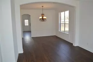 410 Annes Way, Stafford, TX 77477 - Photo 9