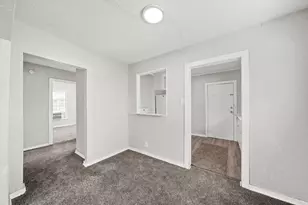 1721 W 5th St, Freeport, TX 77541 - Photo 5