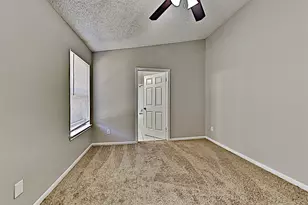 3215 Boynton Dr, Houston, TX 77045 - Photo 7