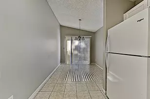 3215 Boynton Dr, Houston, TX 77045 - Photo 5