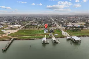 822 W 2nd St, Freeport, TX 77541 - Photo 1