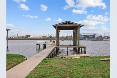 822 W 2nd Street, Freeport, TX 77541 - Photo 7