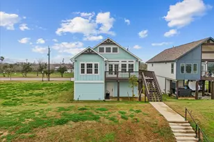 822 W 2nd St, Freeport, TX 77541 - Photo 5