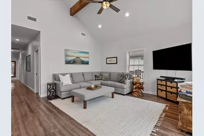 822 W 2nd Street, Freeport, TX 77541 - Photo 15