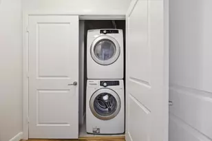 300 St Joseph Pkwy, Houston, TX 77002 - Photo 15