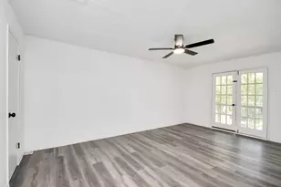 7022 Castleview Ln, Houston, TX 77489 - Photo 15