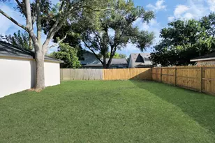 7022 Castleview Ln, Houston, TX 77489 - Photo 29