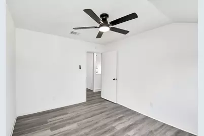 7022 Castleview Lane, Houston, TX 77489 - Photo 21