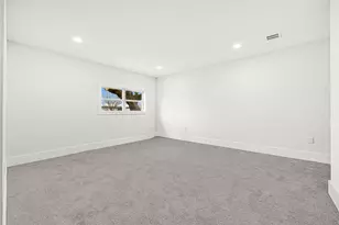 8631 McDade St, Houston, TX 77080 - Photo 13