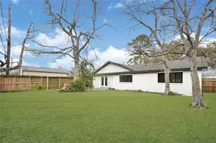 8631 McDade St, Houston, TX 77080 - Photo 23