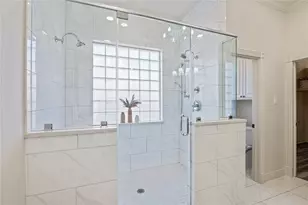 204 Leisure Ln, Friendswood, TX 77546 - Photo 31