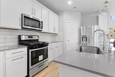 7435 Victoria Brook Trace, Richmond, TX 77407 - Photo 9