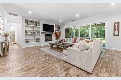 25127 E Tara Plantation Drive E, Tomball, TX 77375 - Photo 9