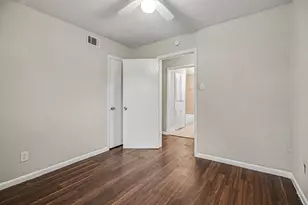 2222 20th Ave N, Texas City, TX 77590 - Photo 21